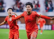 乐动体育在线-国足东亚杯噩梦开局！李东炅远射世界波，7年7战韩国从未零