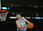 乐动体育官方入口-NBA扣篮周！步行者官方社媒晒出弗菲隔扣照的简单介绍