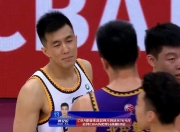 乐动体育官方入口-郭艾伦21赛季总决赛个人集锦，场均得到25分4板7助