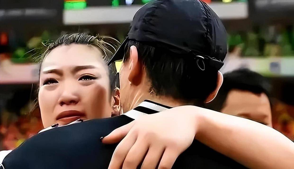 李梦落选宫鲁鸣顶着巨大压力多数主帅难有此魄力(李梦演的宫二)