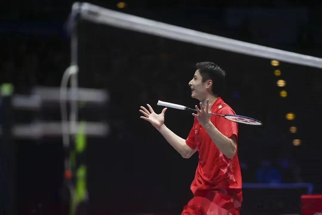 关于石宇奇2-0复仇欧洲冠军日本封王比肩林丹的信息