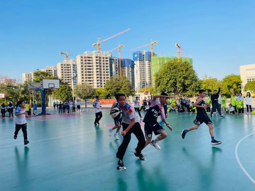 神奇一役点燃球场，风云激荡的简单介绍